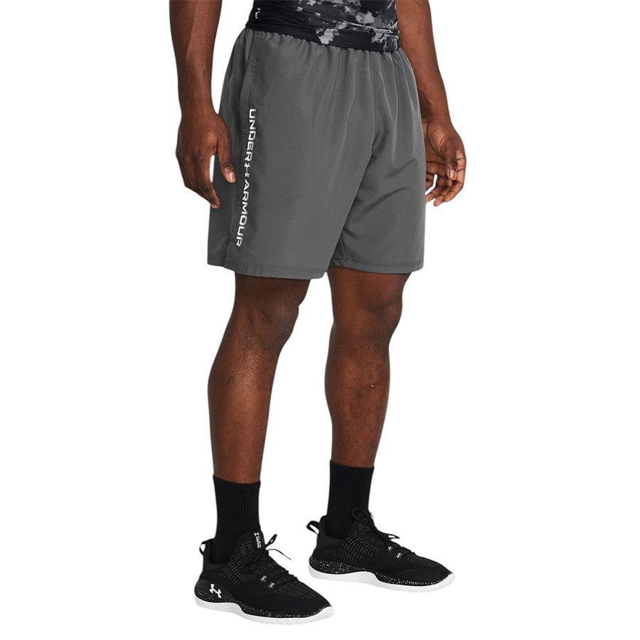 UA Tech Woven shorts da uomo Under Armour | 13833560025